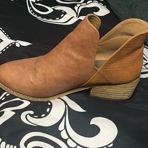 Brown ankle boots